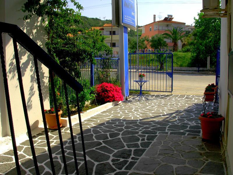 Anemos Hotel Polychrono Exterior photo